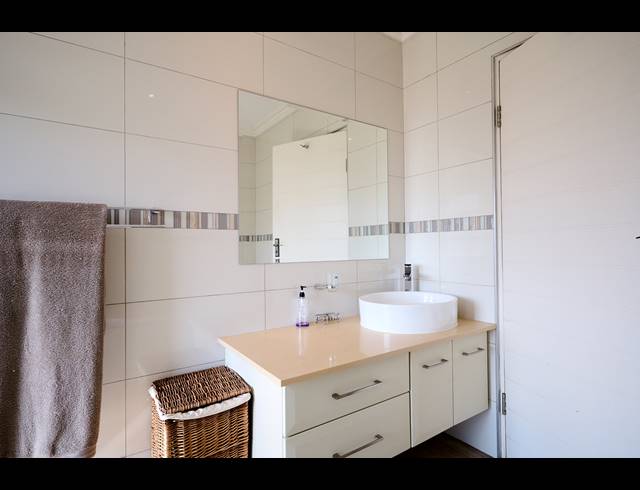 3 BEDROOM HOUSE FOR SALE IN WATERFALL COUNTRY VILLAGE